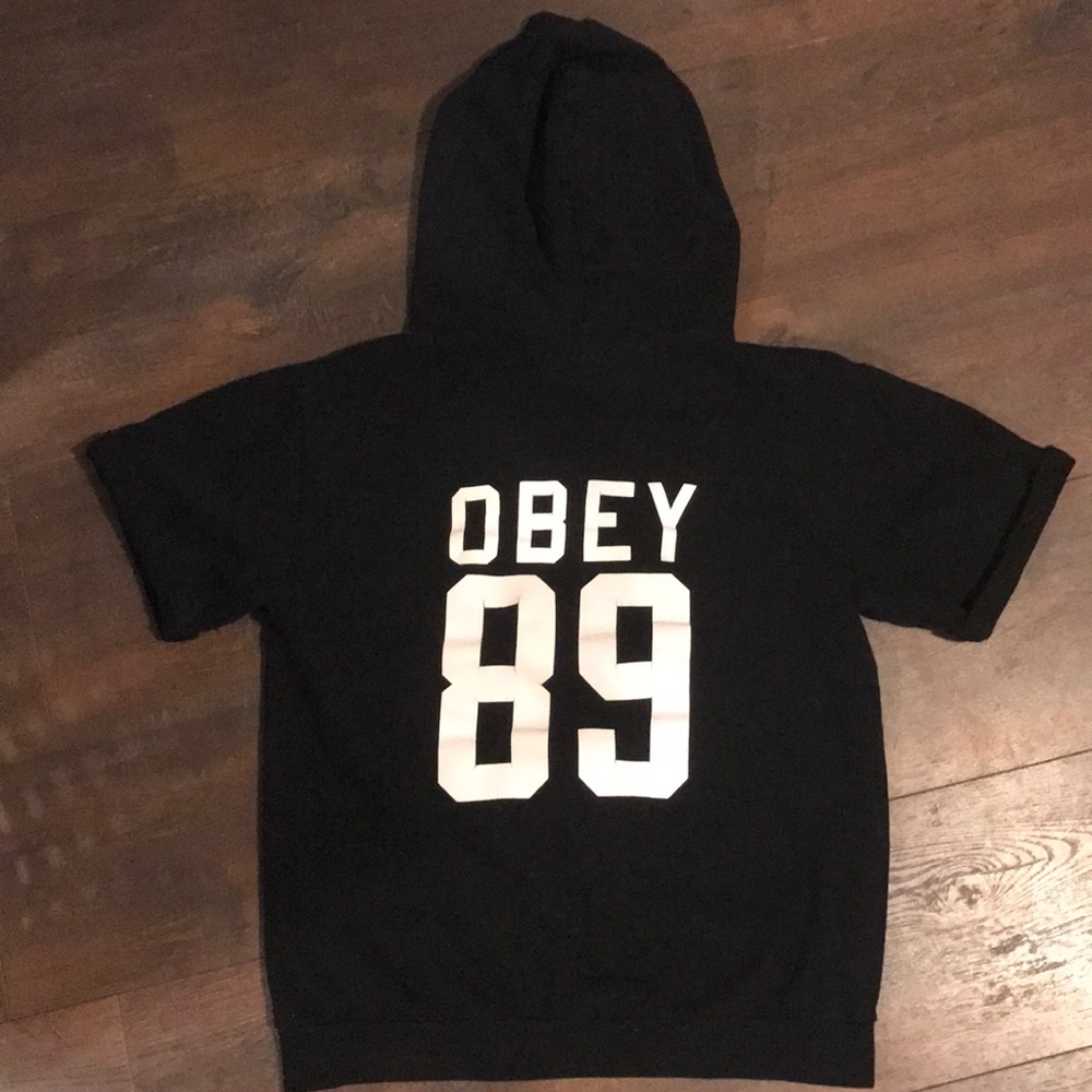 Obey Propaganda t-shirt hoodie 🙌🏼